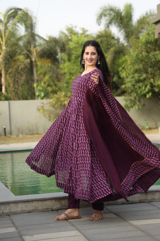 DHARANI'S WINE COLOURED ANARKALI SUIT SET