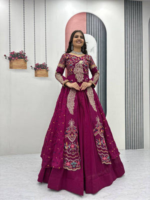 Peacock Design Heavy Traditional Crop Top with Shrug (Maroon)