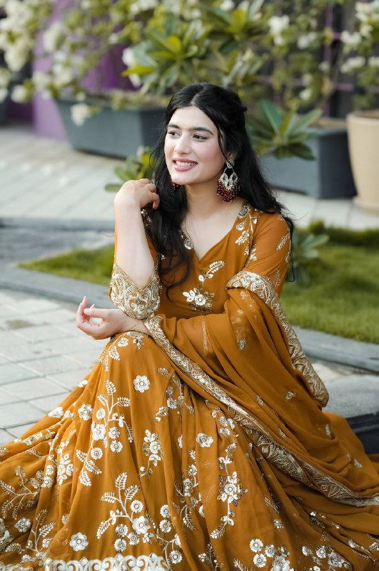 SIYA MUSTURED SUIT SET